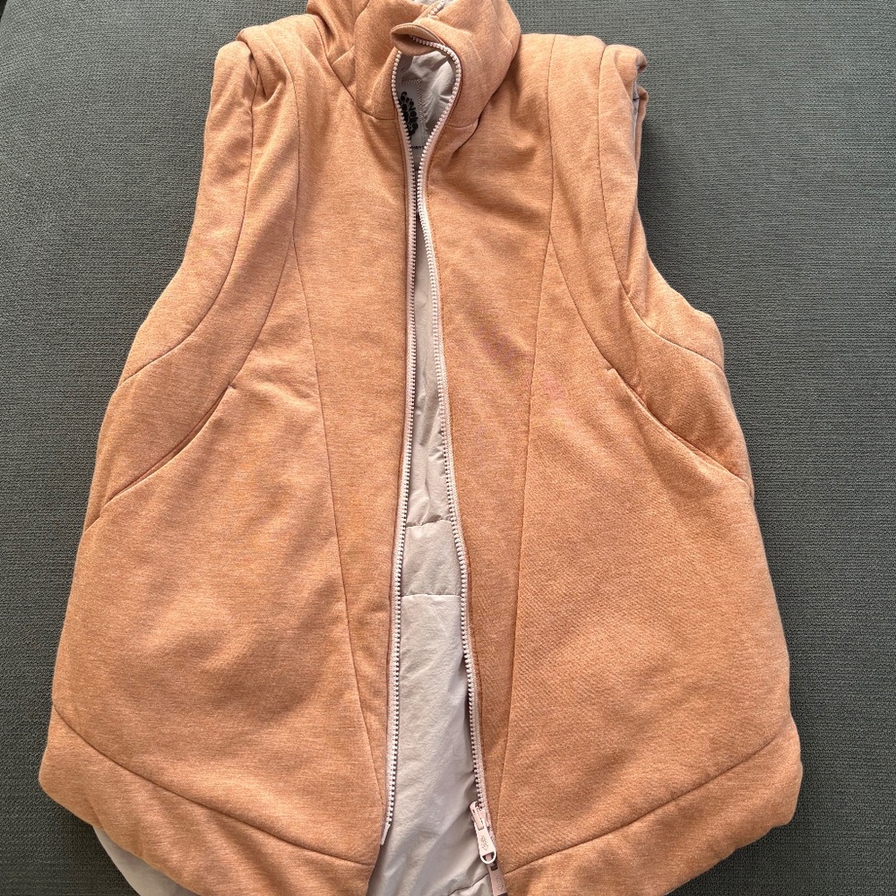 FP MOVEMENT RESERVABLE VEST